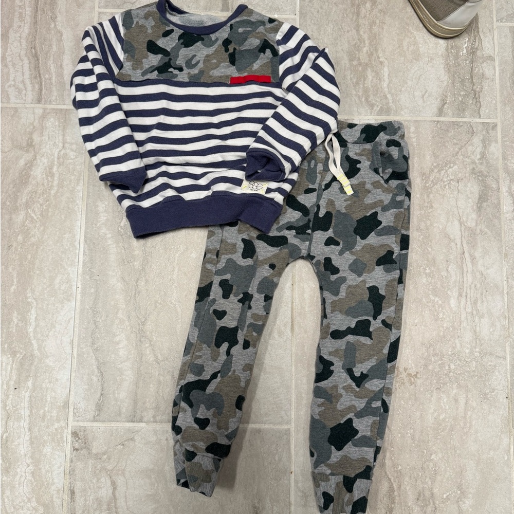 Egg ny jogger set size 3T